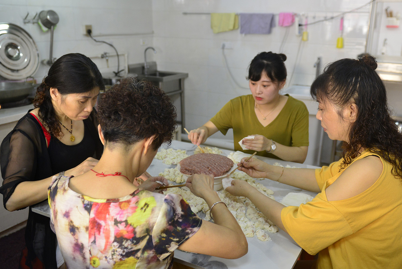 和小姐姐一起逛嘉兴吃百年传承的美味，大胆的把美好生活秀给你看