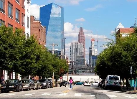 浼︽暒鍩庡競澶у浠嬬粛,鑻卞浗浼︽暒鍩庡競澶у浠嬬粛