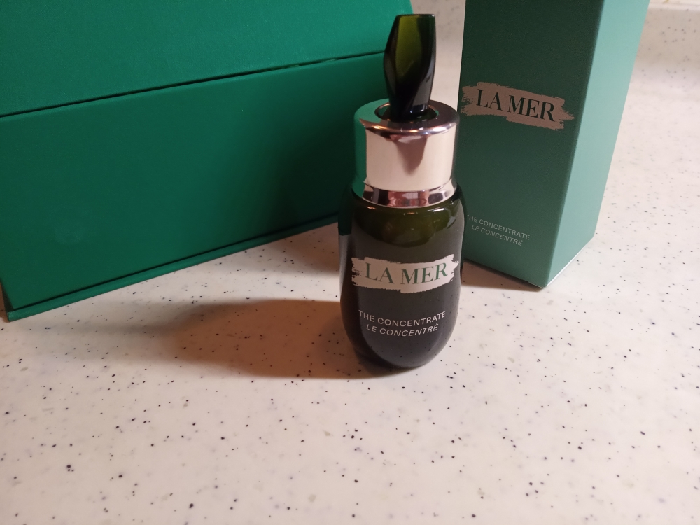 海蓝之谜精华露能迅速修复肌肤吗,海蓝之谜修护精华露好用吗