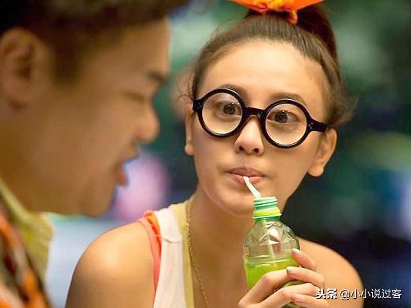 小小说中风偏瘫,小小说近视眼的故事