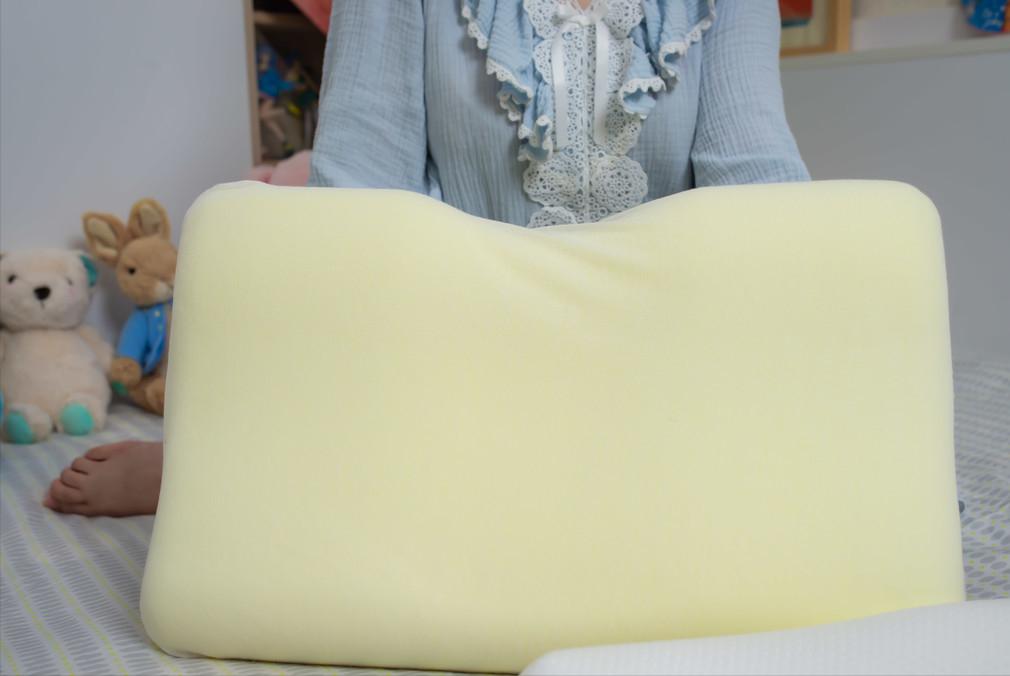 怎么选择适合自己的颈椎枕头,怎么选适合脖子的枕头