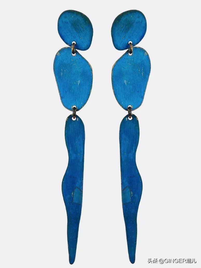 刚公布的潘通年度色怎么玩？