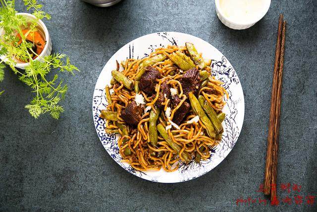 面条怎么做才最好吃又简单,如何做出好吃的面条简单又方便