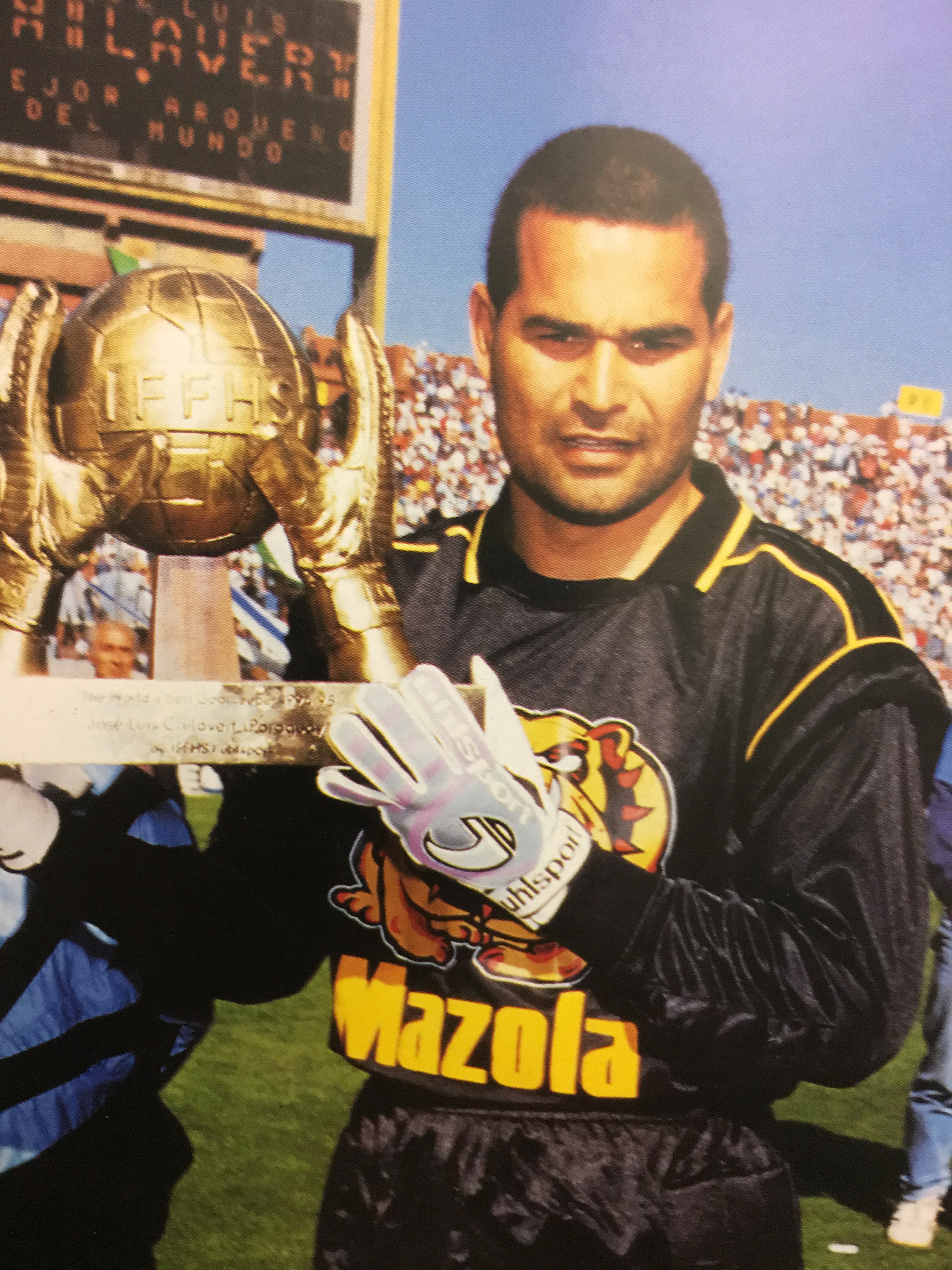 布冯当选iffhs评选的历史最佳门将,iffhs年度最佳门将候选