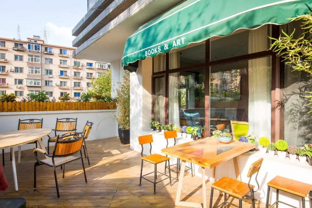 大连这家西餐厅美得像仙境,大连正宗西餐厅推荐