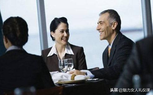 端庄优雅的女性说话语气练习,优雅女人说话技巧