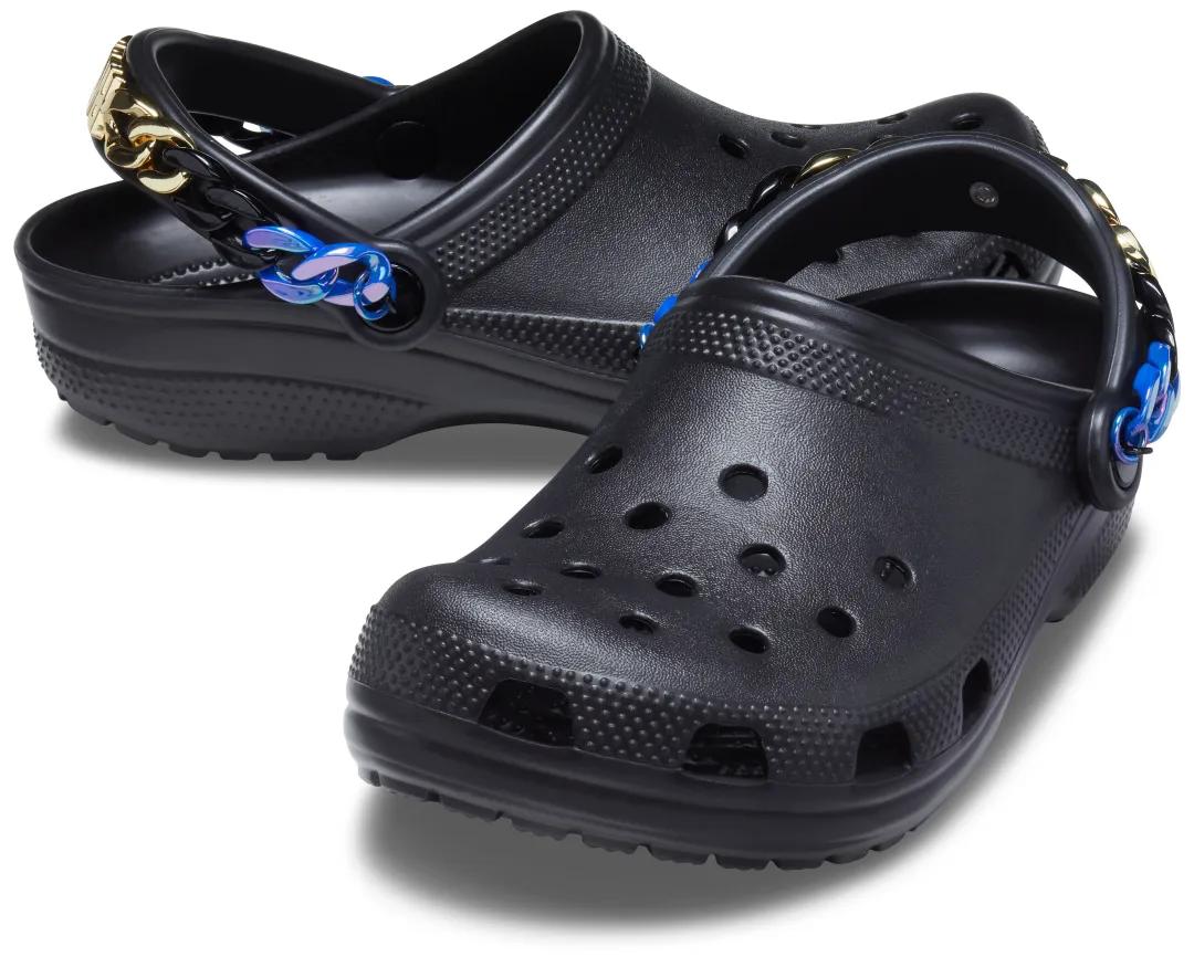 「每周联名X讯」一间潮流店铺是如何做到联名皆爆款？