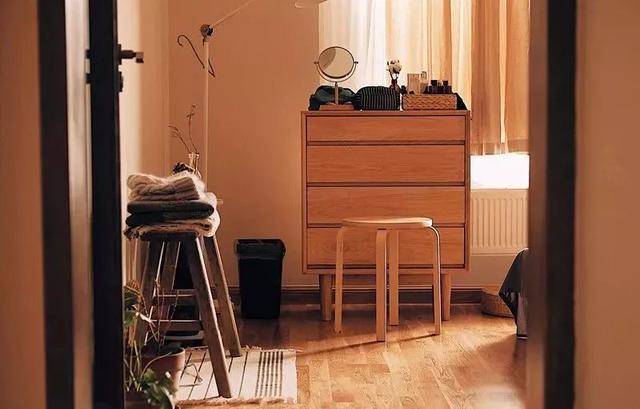 不当环球小姐，她跑到深山，种菜、调香，过上佛系人生