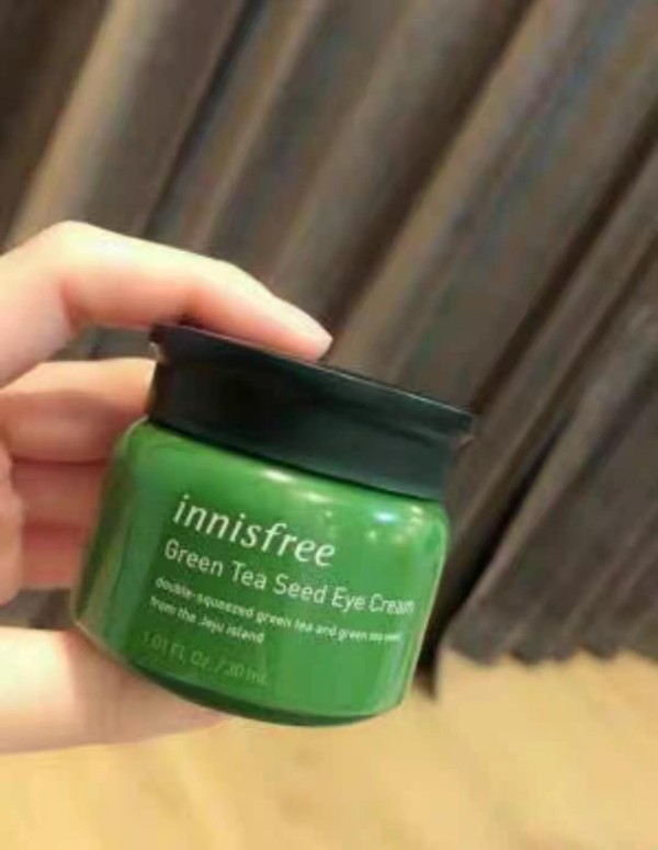 雅诗兰黛眼霜对眼纹有效果吗,雅诗兰黛眼霜抗皱去细纹深度保湿