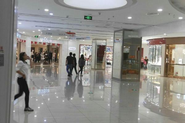 扬州商场生意惨淡,扬州的商场现状