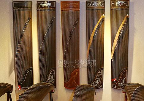 哪个品牌古筝性价比高音质好,古筝哪个牌子的性价比高