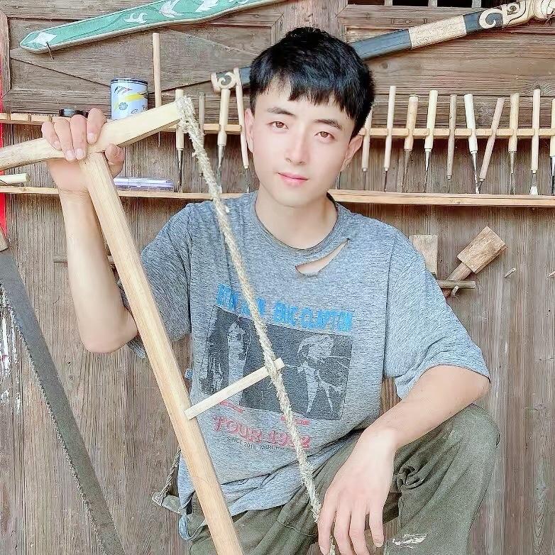 贵州山里木匠安旭,山村木匠安旭最新视频