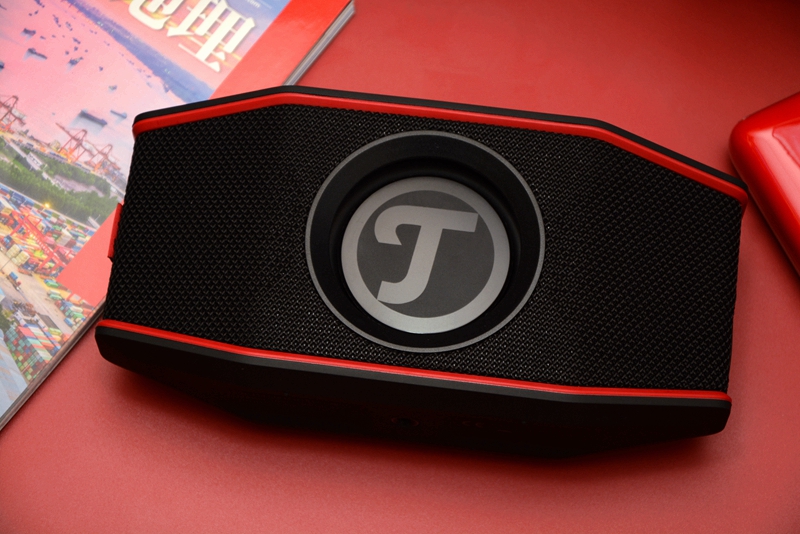 来自德国、IPX7防水、可双联配对，这款户外蓝牙音箱比JBL更硬汉