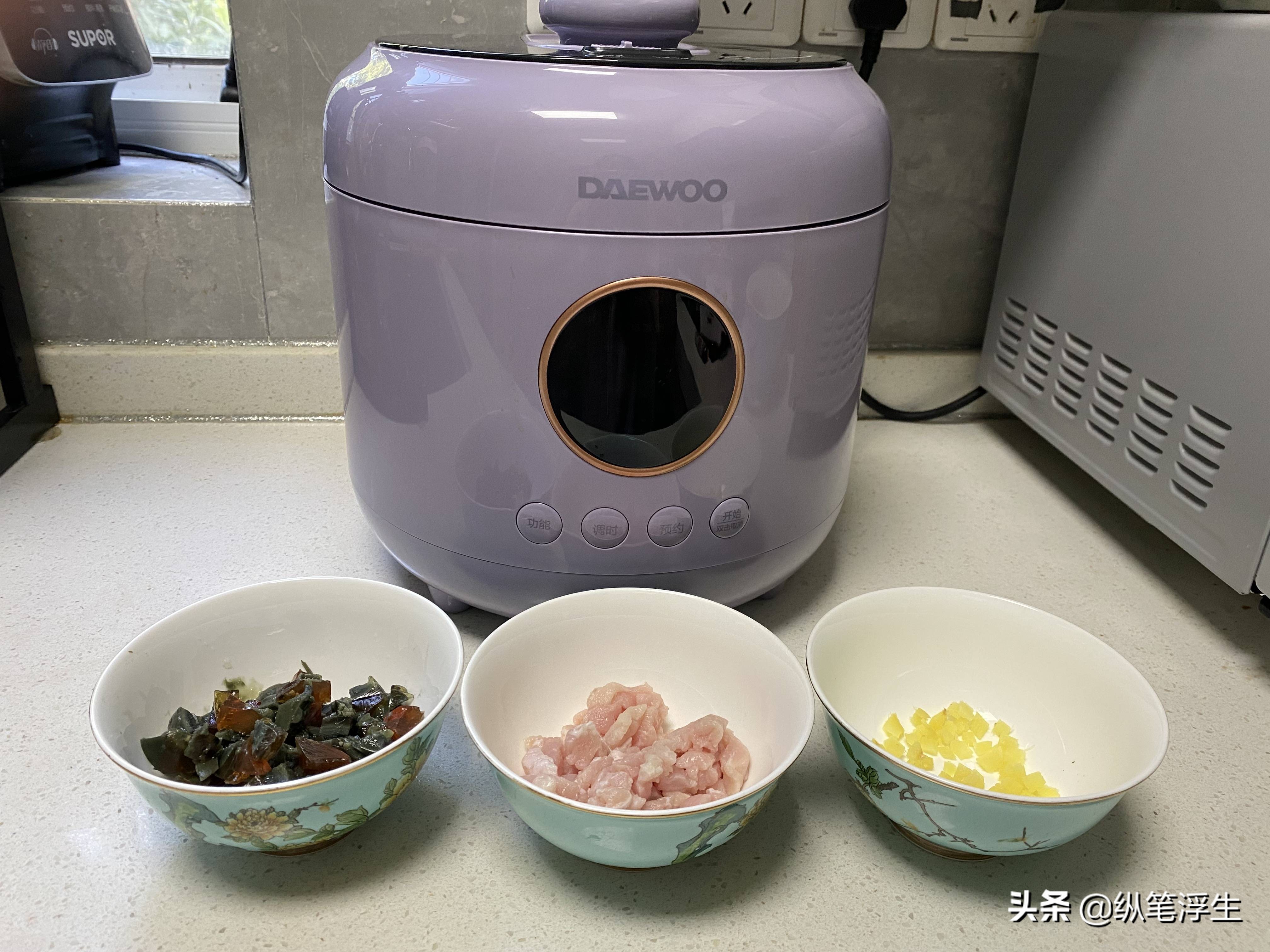 大宇电压力锅焖饭使用过程 (大宇电炖锅焖饭)