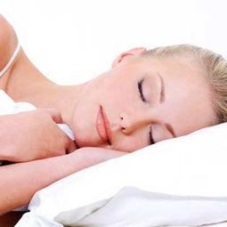 清洁脸部男士毛孔粗大,脸部毛孔粗大如何改善有黑头