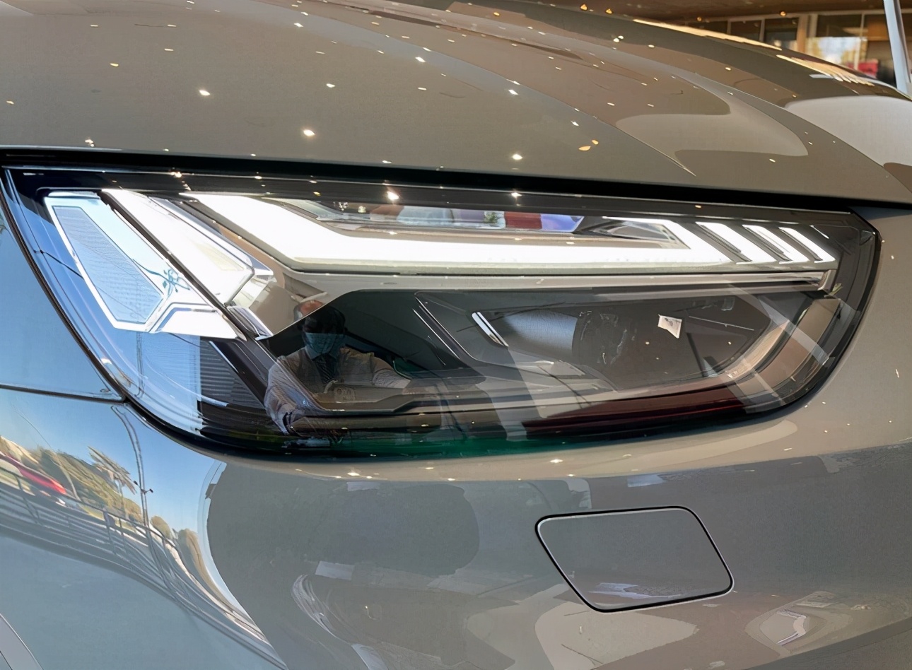 全新奥迪q5有哪些颜色好看,新款奥迪q5实拍