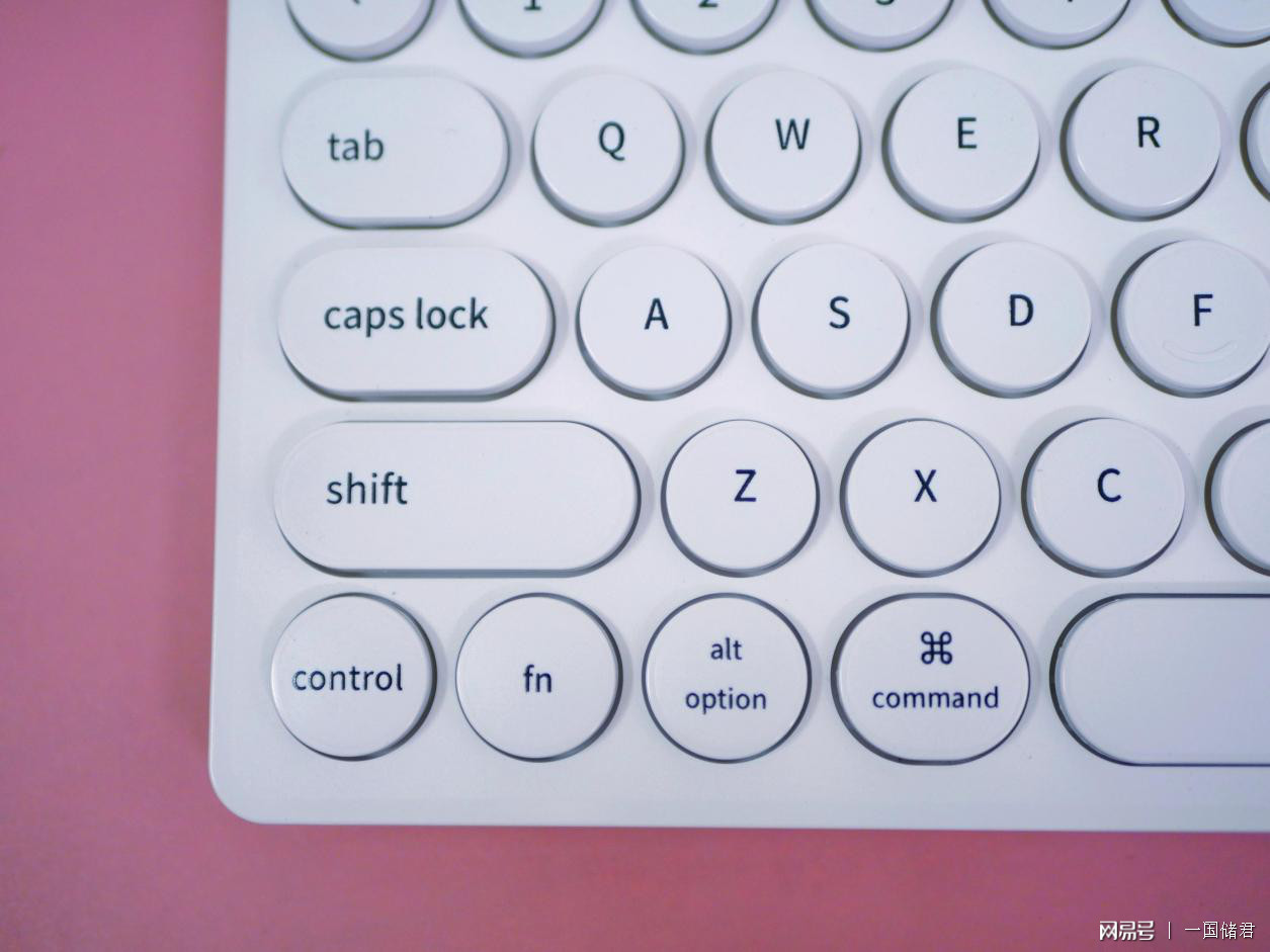 黑爵320i,黑爵三模键盘