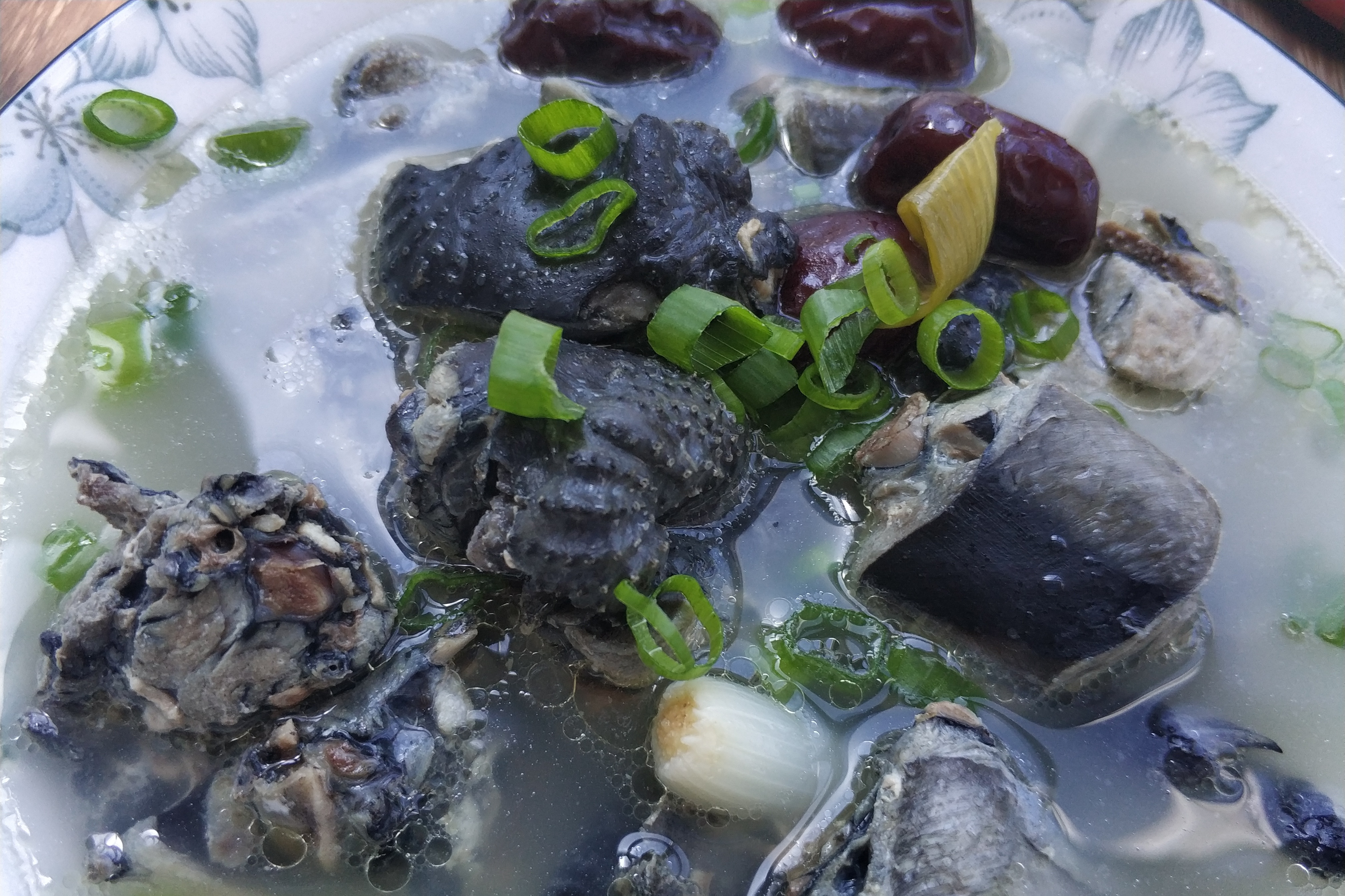 春季喝这几款养生汤滋补益气,缓解秋燥两道清补靓汤赶紧煲起来