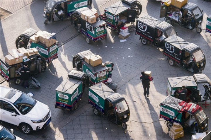 快递小哥月入5000,快递小哥轻轻松松月入过万