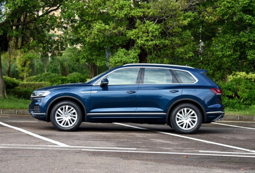 战狼吴京开的哪款车,吴京战狼越野车推荐