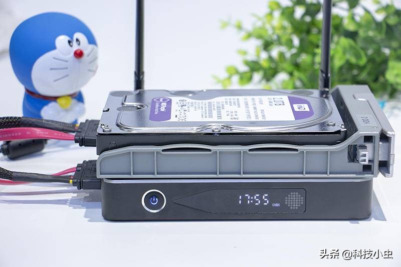 给NAS找个伴，给超清爱好者的馈赠，interboxR9蓝光*放播**器实测