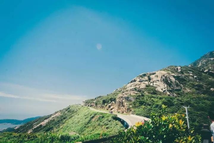 海花岛希尔顿海鲜自助餐团购,在希尔顿住酒店可以免费吃自助餐