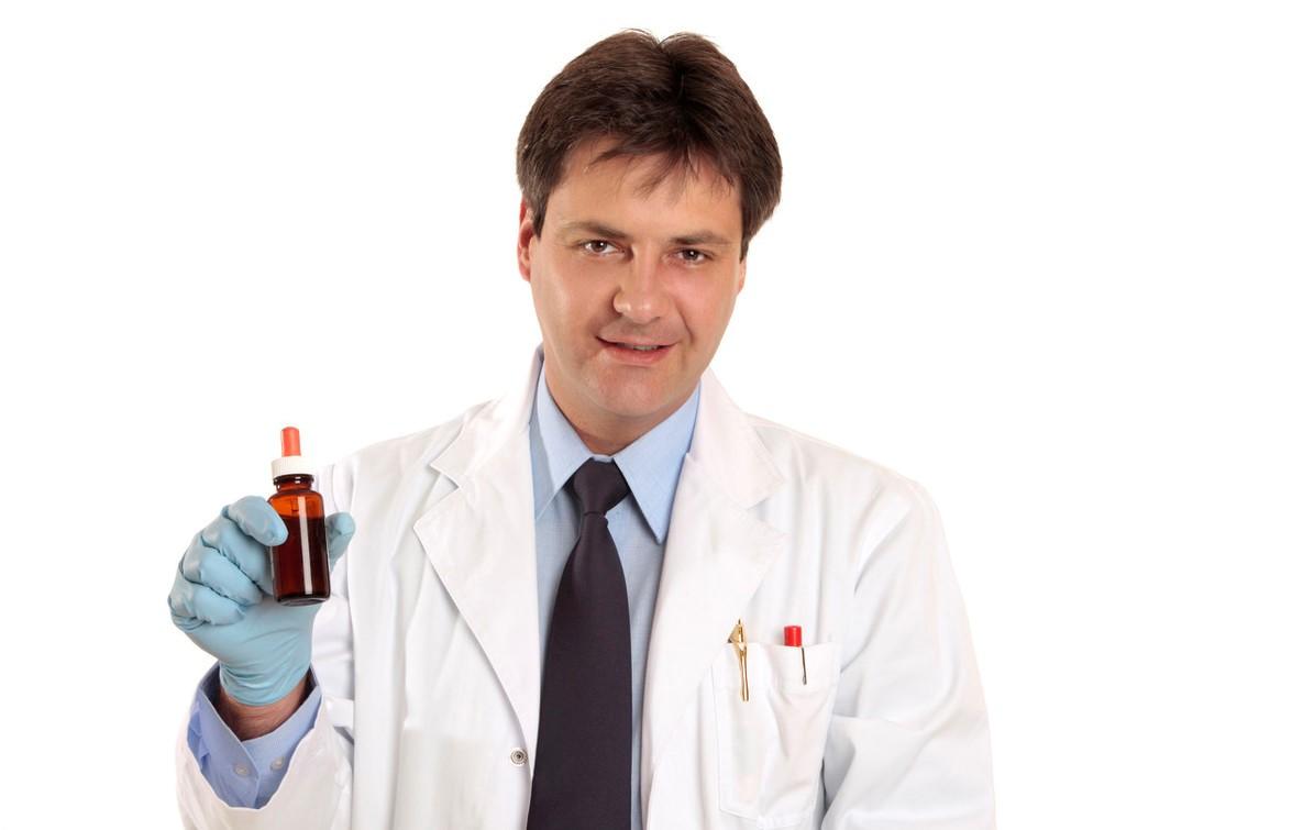 到底怎么才能更快解决口腔溃疡,为什么会口腔溃疡最快解决方法