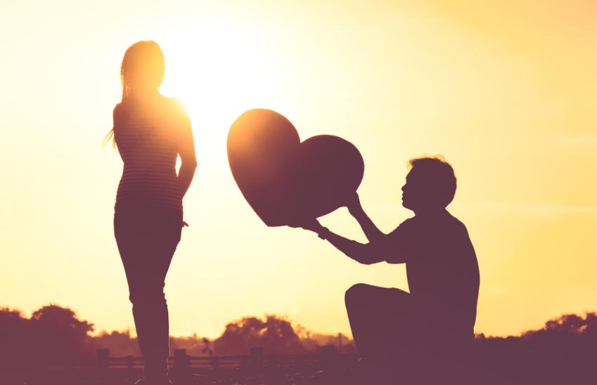 恋爱小知识不学不会,和喜欢的人告白后要如何相处