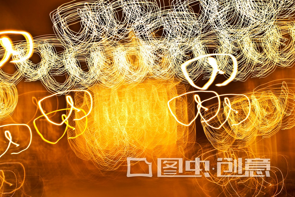 孩子咬手指甲抠指甲是什么原因,孩子咬指甲抠指甲