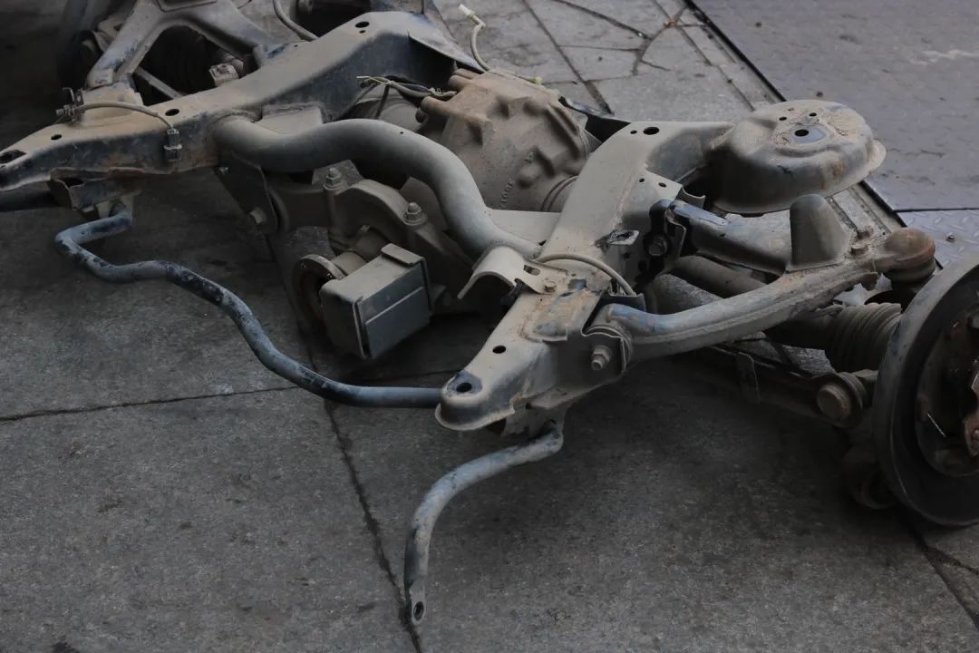 老车修复：翻新一辆破旧不堪的帕杰罗V93，还想再战十年工地