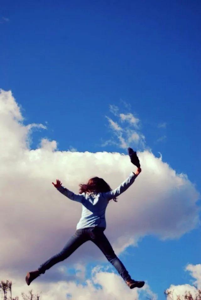 为什么上帝关门就为你打开一扇窗,上帝为你关了门却会打开一扇窗