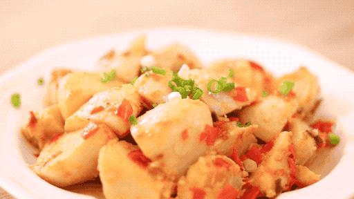 超粉超糯的芋头,食堂剁椒芋头的做法大全家常