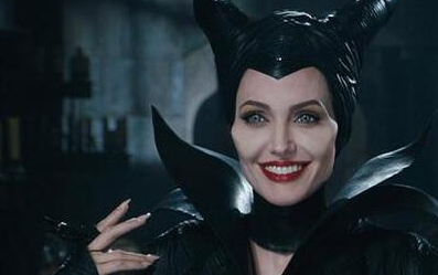 一见婆婆忘了娘《沉睡魔咒2》值得一看的傲娇老干妈怼婆婆