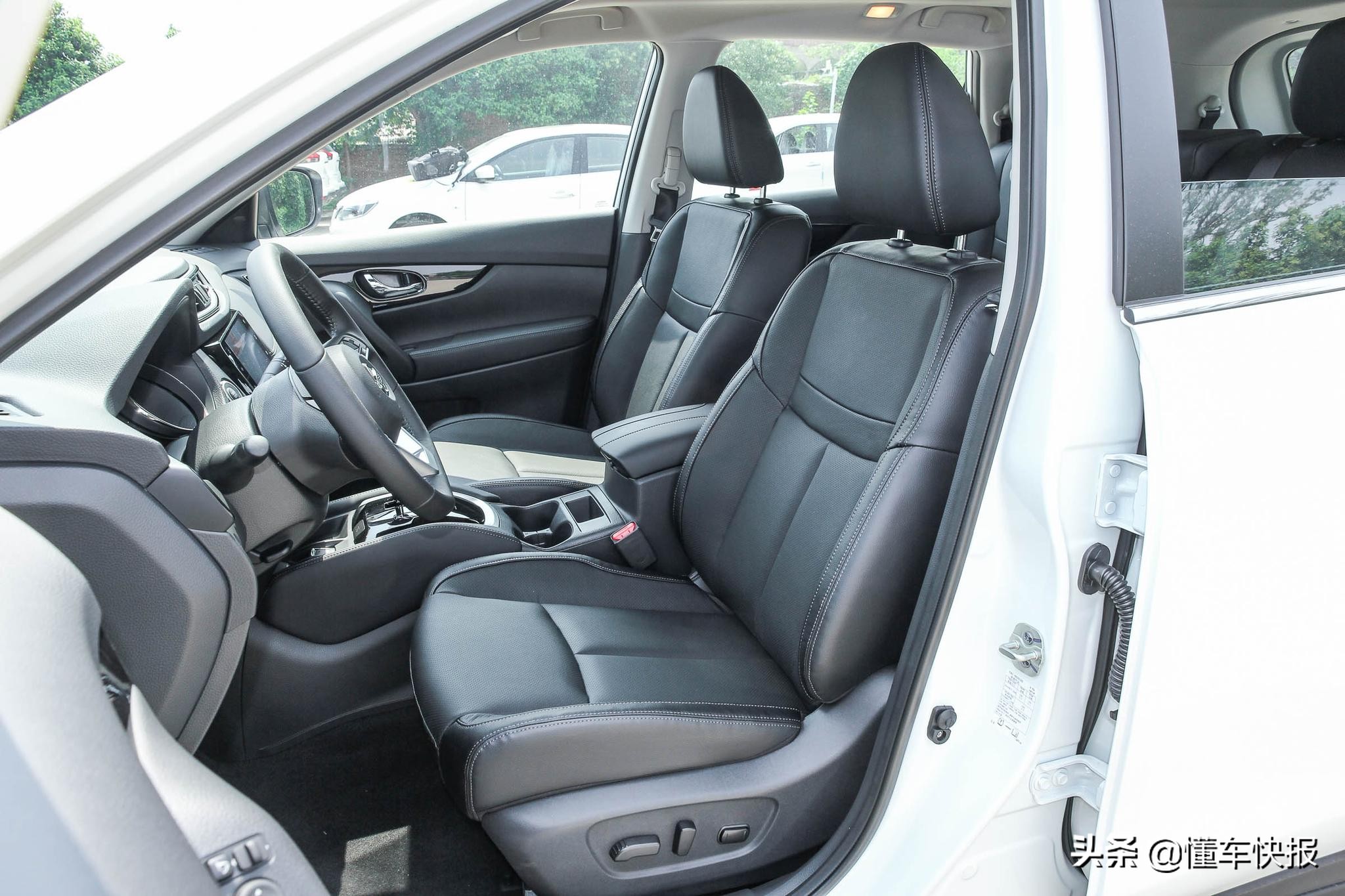 日产奇骏2021款2.5动力测试,全新一代日产奇骏细节亮点解析