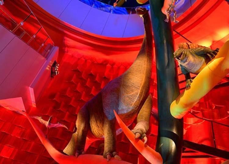 仿佛误入另一个世界的震撼景色,大阪万博公园太阳之塔