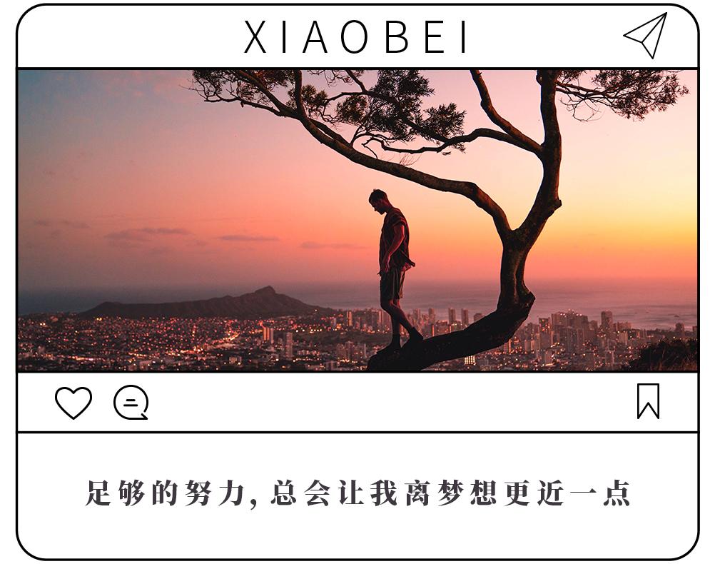 朋友圈背lv的女孩子,朋友圈晒名牌包的女生