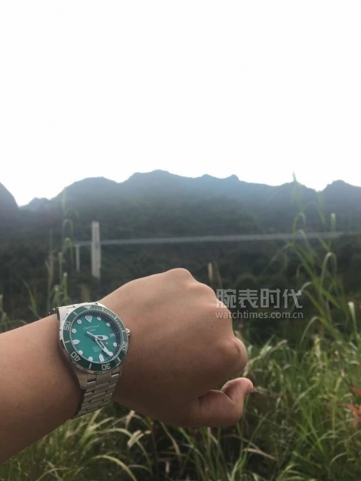 网友晒上千万的手表,网友晒1300手表