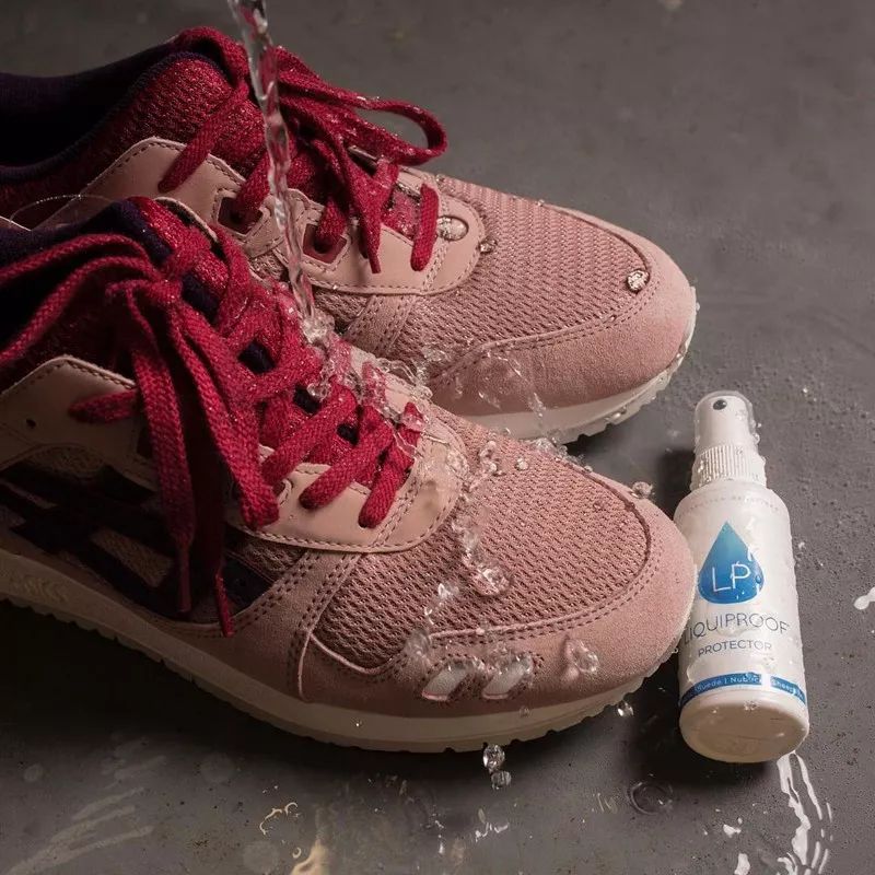 球鞋表面脏了怎么清理,球鞋脏了怎么修复