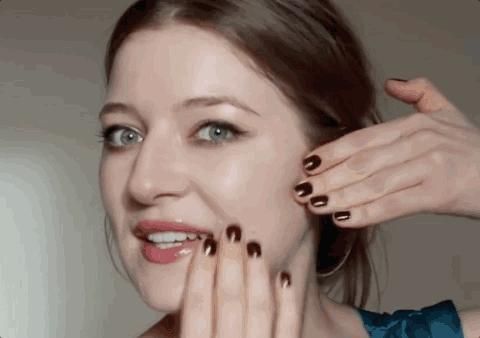 “旺夫体质”发威成吸粉大户，天生好面相到底有多强