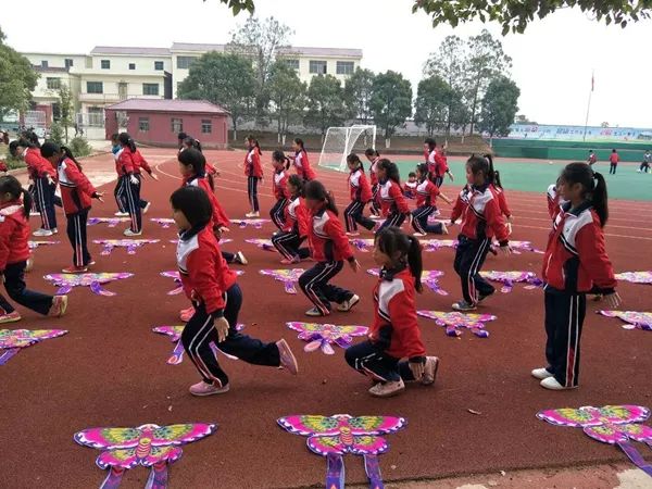 安义县：乡村少年宫建设寓教于乐助力农村孩子健康成长