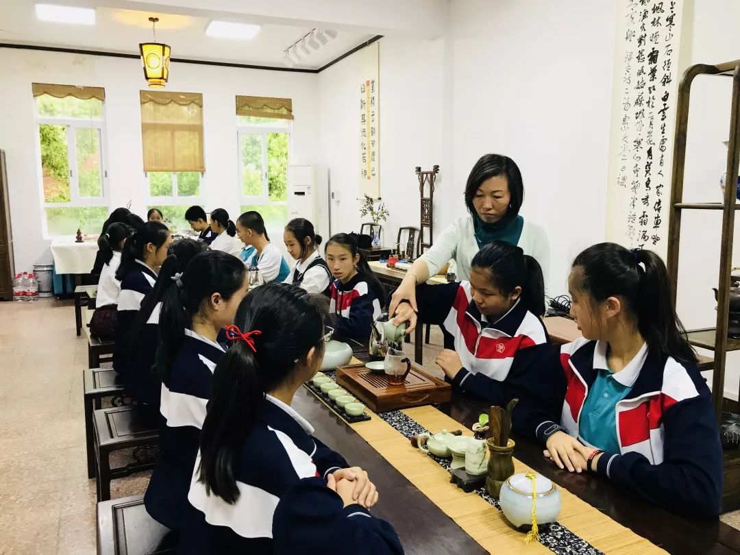 改革开放后广东第一书记,改革开放广东省第一书记是谁