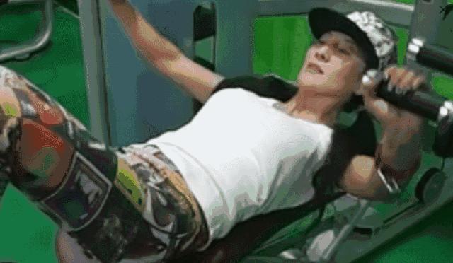 18岁最年轻辣妈照,世界上最年轻的辣妈