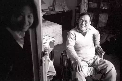 从清华男神沦为废人，三次自杀后，他活成了中国的“救赎之神”！