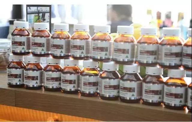 咽炎、干咳救命药！澳洲人的“肺部清道夫”！每天1片，堪比万元洗肺！再也不怕雾霾二手烟了