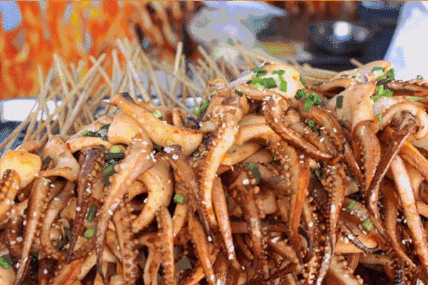 边吃边玩边学,边吃边玩边走边学