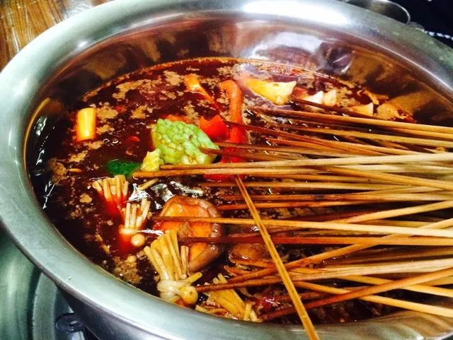 乐山嘉州长卷天街黄氏麻辣烫菜单,洪雅三宝与乐山麻辣烫哪的好吃