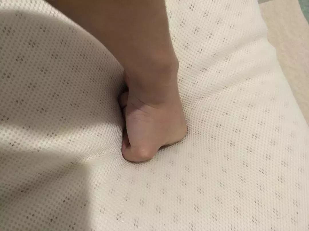 天然乳胶枕泰国多少钱一个,1280元的泰国天然乳胶枕是真的吗