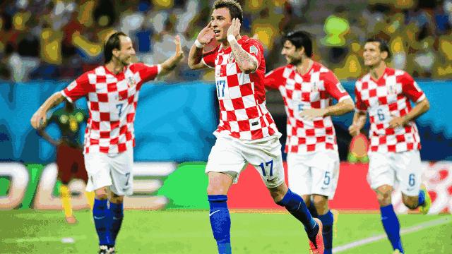 首届龙虾啤酒节,2022年6月龙虾啤酒节