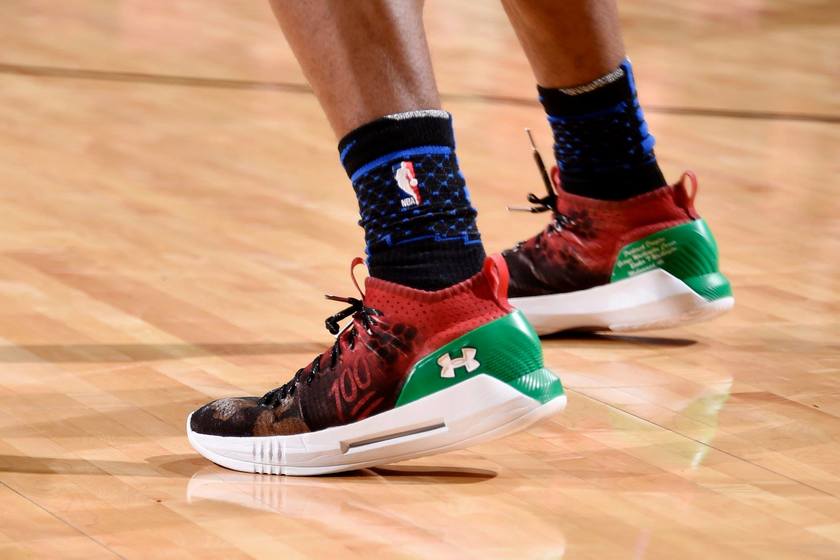 今天来看看球星都穿什么球鞋,新赛季战火重燃