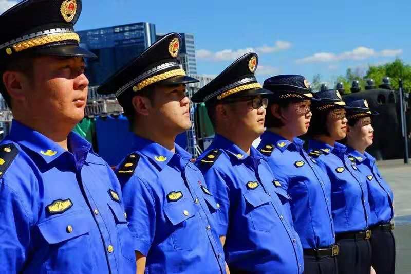 浅谈城管与商贩的关系,浅谈城管的看法